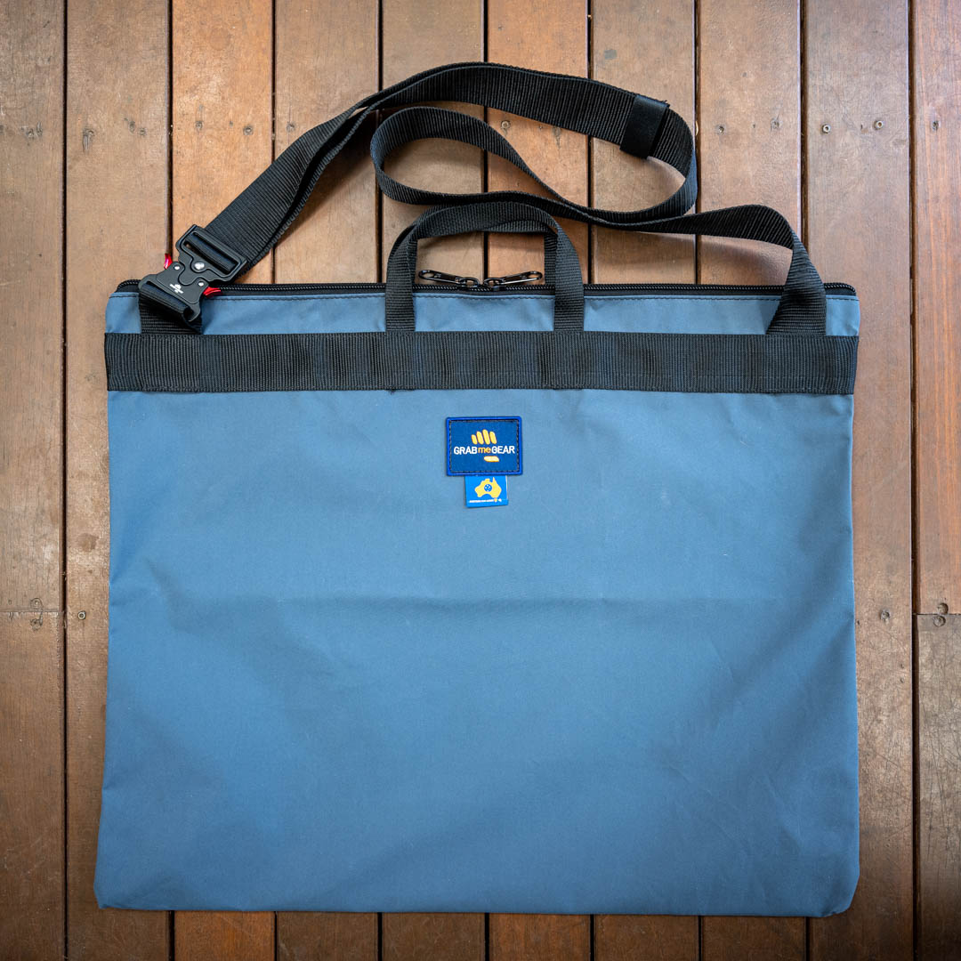 GEAR MATE 68 - CLEAN UP BAG (RANDOM COLOURS) – GRABmeGEAR