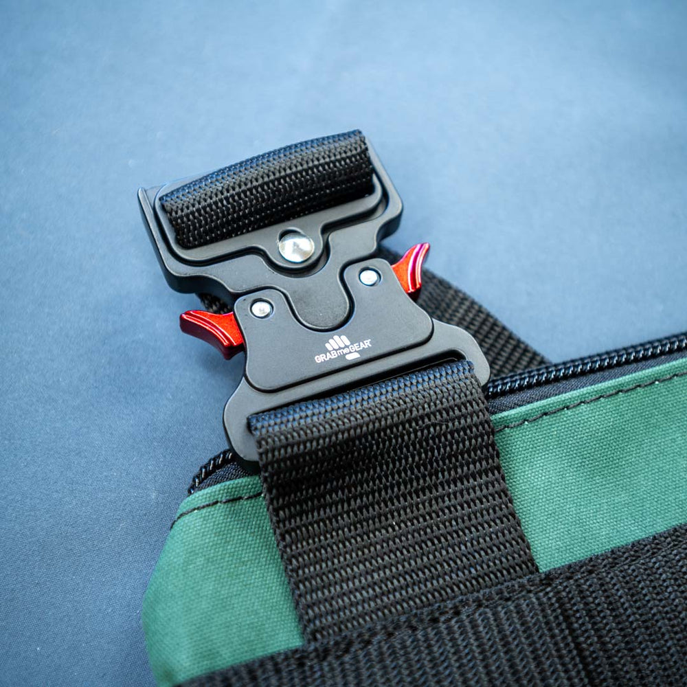 
                  
                    GEAR MATE 68 - CLEAN UP BAG (RANDOM COLOURS)
                  
                